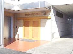 サポートセンター神奈川 入り口