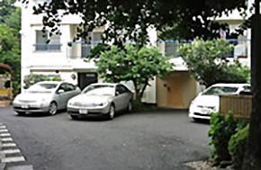 仙川斎場 駐車場
