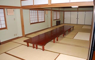 多磨寺 控え室